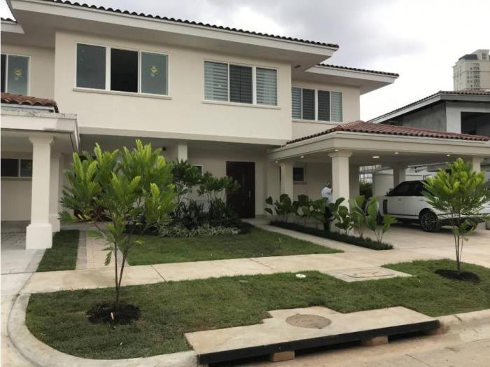 Propiedades en Venta de casas financiadas en Bella Vista Ciudad de Panamá